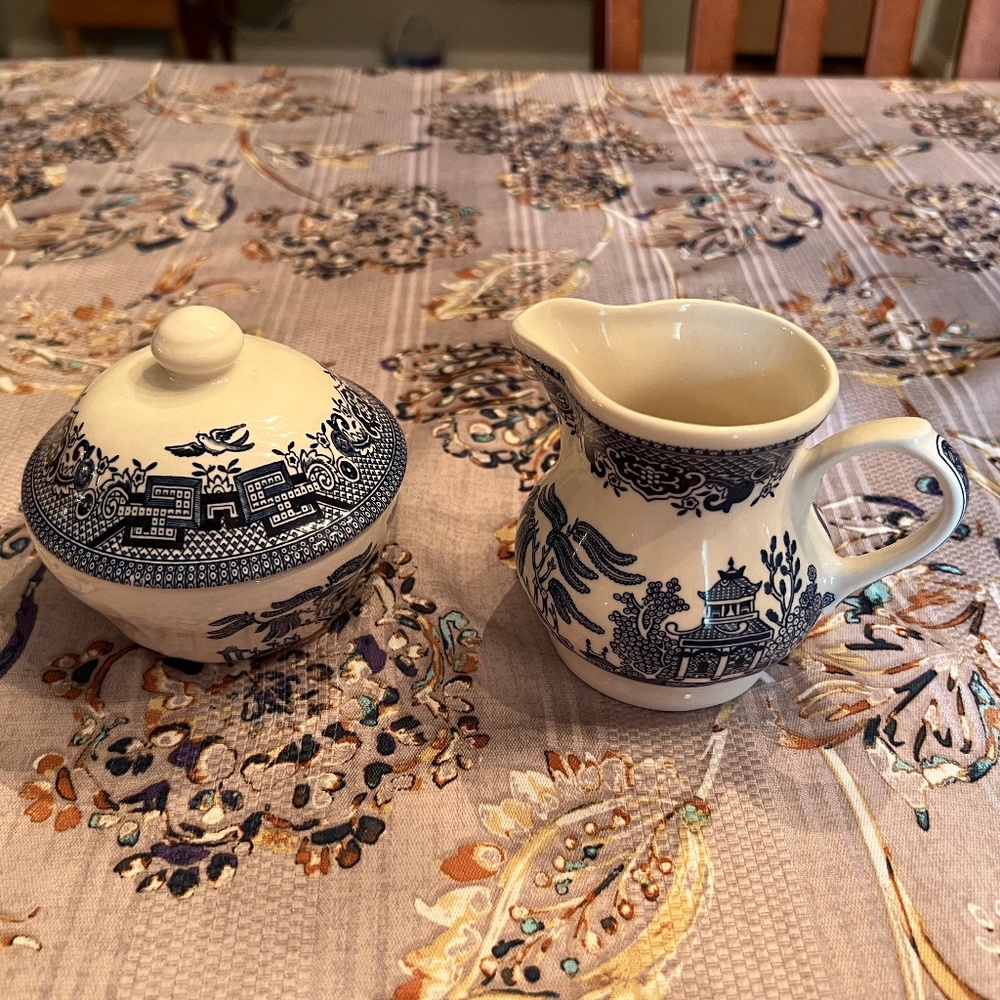 Churchill Blue Willow Sugar & Creamer Set